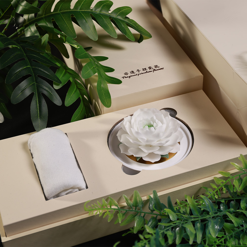 Intangible Cultural Heritage Hand-Kneaded White Jasmine Ceramic Flower - Image 2